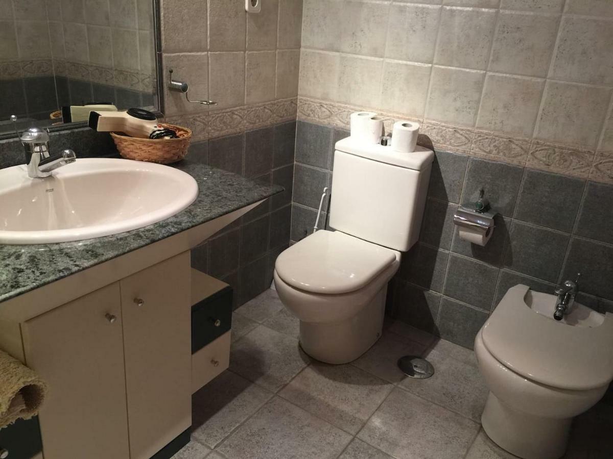 Vivienda De Uso Turistico Centro Apartment *
